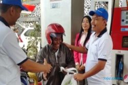 HUT RI : Pertamina Jateng-DIY Bagikan Paket ke Warga Miskin Semarang