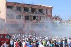 Teror Bom Turki Berlanjut, 12 Tewas dan 300 Luka