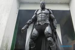 Cosplay Batman Ini Ukir Rekor Guinness World Records