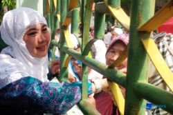 HAJI 2016 : Tangis Haru Warnai Keberangkatan Calhaj Semarang