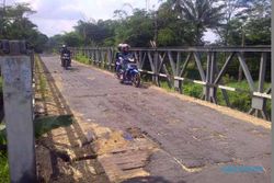 JALUR MUDIK LEBARAN 2017 : Rusak, Jembatan Panggung Ditutup