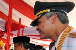 PILKADA 2018 : Sebelum Cuti, Ganjar Lantik 5 Penjabat Kepala Daerah
