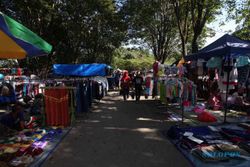 PKL SOLO : Pedagang Sunday Market Minta Pembagian Lapak Diulang