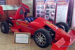 MOBIL LISTRIK : Ini Mobil Balap Tenaga Surya Karya Siswa SMK Muhammadiyah Imogiri
