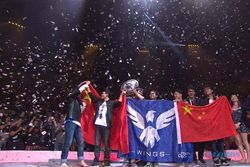 GAME ONLINE : Tim eSport Tiongkok Juarai Turnamen DOTA Internasional