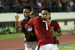LAGA UJI COBA : Penalti! Indonesia Ungguli Vietnam 2-1