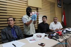 SUAP IMPOR GULA : KPK Tolak Penangguhan Penahanan Irman Gusman dkk