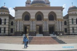 KORUPSI KLATEN : Pengusutan Menara Masjid Agung Tunggu Hasil Audit BPK