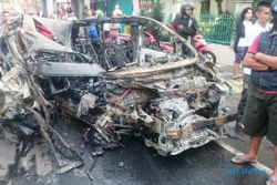 KECELAKAAN SEMARANG : Begini Penampakan Toyota Alphard yang Hancur Terbakar di Ungaran