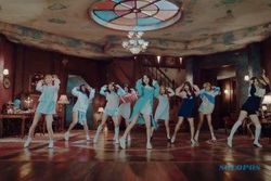 K-POP : Sehari Tayang Video Klip TT Twice Raih 6 Juta Viewer