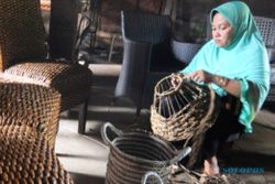 Foto Enceng Gondok Jadi Karya Kerajinan