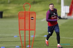 KUALIFIKASI PIALA DUNIA 2018 : Lawan Slovenia, Inggris Bakal Cadangkan Rooney