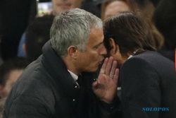Terlihat Kesal, Ternyata Ini yang Dibisikkan Mourinho ke Conte
