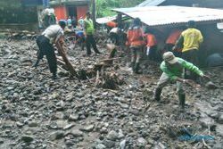 BANJIR MAGETAN : Banjir Bandang 5 Menit, Gudang dan 9 Rumah di Plaosan Rusak