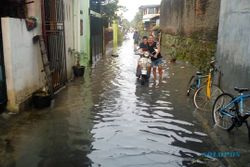 BANJIR SOLO : Makin Parah, Rumah Terendam Banjir di Joyotakan Tambah Jadi 44