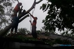BENCANA WONOGIRI : Angin Ribut Terjang Kawasan WGM, 2 Rumah Rusak