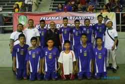TURNAMEN VOLI : SMP Muhammadiyah 5 Solo Hat-trick Juara Piala Dikpora