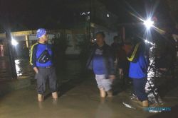 BANJIR PONOROGO : Hujan Berjam-Jam, Puluhan Rumah di 4 Kecamatan Terendam Air