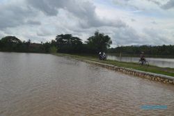 BANJIR SUKOHARJO : Hujan Deras, 225 Rumah dan 130 Ha Sawah di Weru Terendam