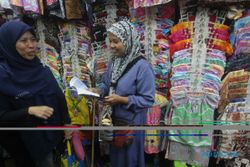 SOSIALISASI PAJAK : Baru Separuh Pedagang Pasar Beringharjo yang Punya NPWP