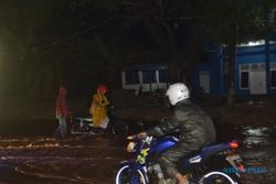 BANJIR SUKOHARJO : Hujan Deras, Jl. Jensud dan Kantor Setda Kebanjiran