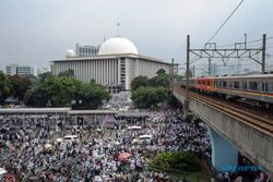 DEMO 2 DESEMBER : Dilepas Kapolresta Solo, 2.200 Orang Berangkat ke Jakarta