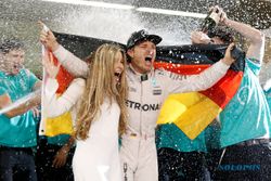 FORMULA ONE 2016 : Rosberg Dedikasikan Juara Dunia Untuk Sang Istri