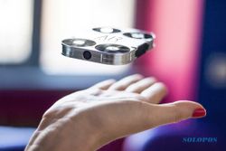 INOVASI TEKNOLOGI : Mirip Hard Disk, Drone Air Selfie Siap Meluncur