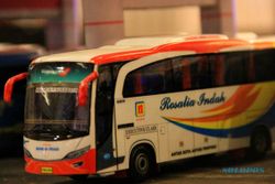 PAMERAN DI JOGJA : Miniatur Bus Koleksi Pecinta Bus Dipamerkan di Hall Pasar Jogja