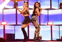 AMA AWARDS 2016 : Ariana Grande, Nicki Minaj hingga John Legend Meriahkan Panggung