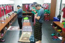 Salat Magrib Sebelum Final Piala AFF, Ruang Ganti Timnas Indonesia Dipuji