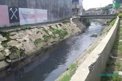 PENCEMARAN AIR SOLO : Sudah Ada IPAL Komunal, Limbah Produksi Batik Masih Cemari Sungai