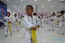BERITA FOTO : 1.500 Orang Ikuti Ujian Kenaikan Tingkat Taekwondo Mahameru Sukoharjo