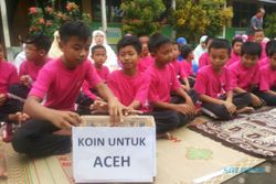 GEMPA ACEH : Siswa SD di Wonosari Doa Bersama untuk Aceh
