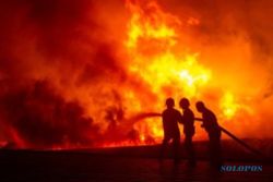 KEBAKARAN KARANGANYAR : Rumah Terbakar, Warga Gondangrejo Terluka