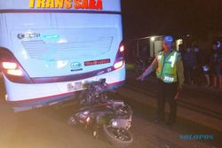 KECELAKAAN PONOROGO : Motor Seruduk Bus di Jalan Ponorogo-Wonogiri, 1 Orang Terluka