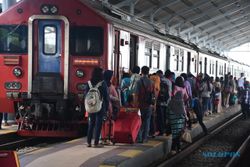 LIBUR AKHIR TAHUN : Tiket Kereta Api Tambahan Solo-Jakarta Ludes