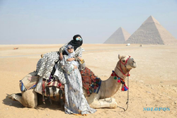 Selesai Umrah, Julia Perez dan Ria Irawan Berlibur ke Mesir