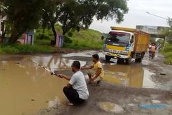 INFRASTUKTUR BOYOLALI : Satker Tol Soker Mulai Perbaiki Jalan Desa Dibal