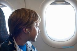 TAHUKAH ANDA? : Mengapa Jendela Pesawat Terbang Berbentuk Kotak?