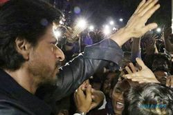 BOLLYWOOD : India Selidiki Kematian Fans Shah Rukh Khan saat Promosi Raees