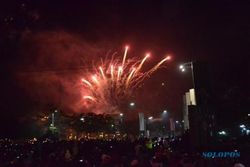 Pengin Lihat Pesta Kembang Api Malam Tahun Baru di Soloraya? Ini Lokasinya