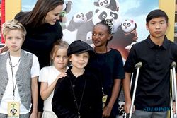 Bahagianya, Angelina Jolie Berlibur bersama Anak-Anaknya