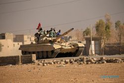 TEROR ISIS : Digempur Irak, Pasukan ISIS Pakai Warga Sipil Mosul untuk Tameng