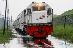 Rel di Semarang Kebanjiran, 4 KA Terlambat Tiba di Stasiun Madiun
