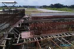 TOL SOLO-KERTOSONO : Empat Bulan Mangkrak, Begini Kondisi Proyek Underpass Tol Soker