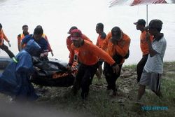 KECELAKAAN AIR GROBOGAN : Hanyut di Sungai Lusi, 2 Warga Ditemukan Tak Bernyawa