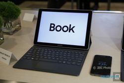MWC 2017 : Tablet Galaxy Book Ternyata Bisa Jadi Laptop