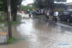 BANJIR PONOROGO : Hujan Semalam Suntuk, Desa Kauman Terendam Air