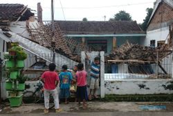 Tak Ada Angin atau Hujan, Atap Gereja Kristus Indonesia Kartasura Runtuh